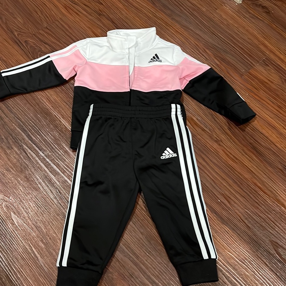 Adidas tracksuit size 9 months